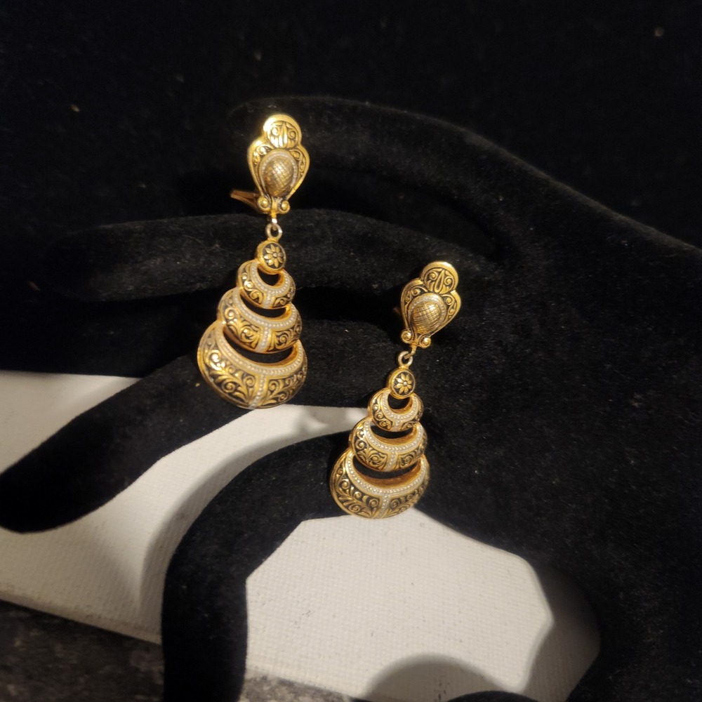 Vintage Gold Tone‎ Enamel Tiered Crescent Clip On Drop Earrings Damascene Style